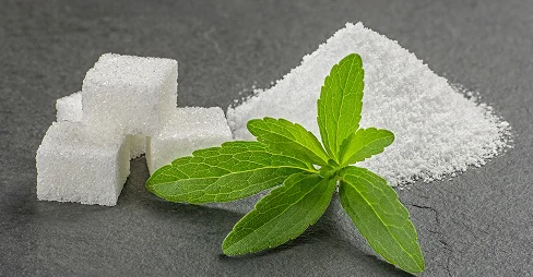 Stevia leaves with powdered high intensity sweetener